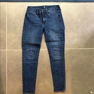 Women's GAP favorite jegging (size 28 regular)